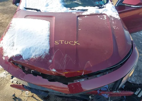 2017 Chevrolet Impala 1Lt z USA, uszkodzony, nr VIN 2G1105S35H9182149